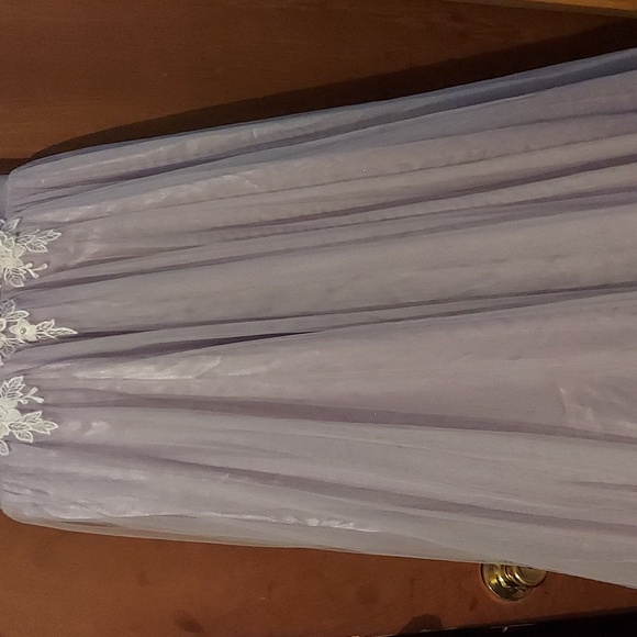 Light Purple V Neck Backless Lace Floor Length Prom Dresses, Purple Lace Formal. - Picture 4 of 8